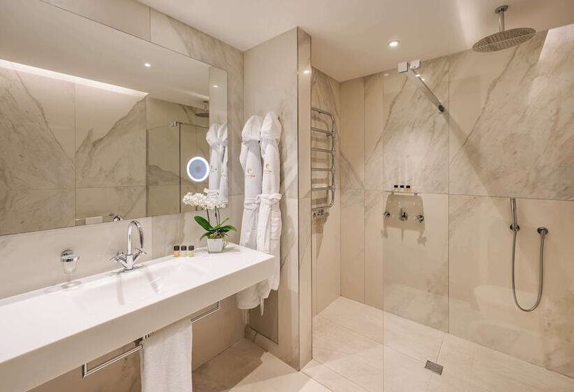 سوییت جونیور, The Square Milano Duomo Preferred Hotels & Resorts