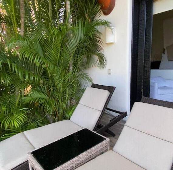 オーシャンビュージュニアスイート, Tentaciones Hotel & Lounge Pool   Adults Only