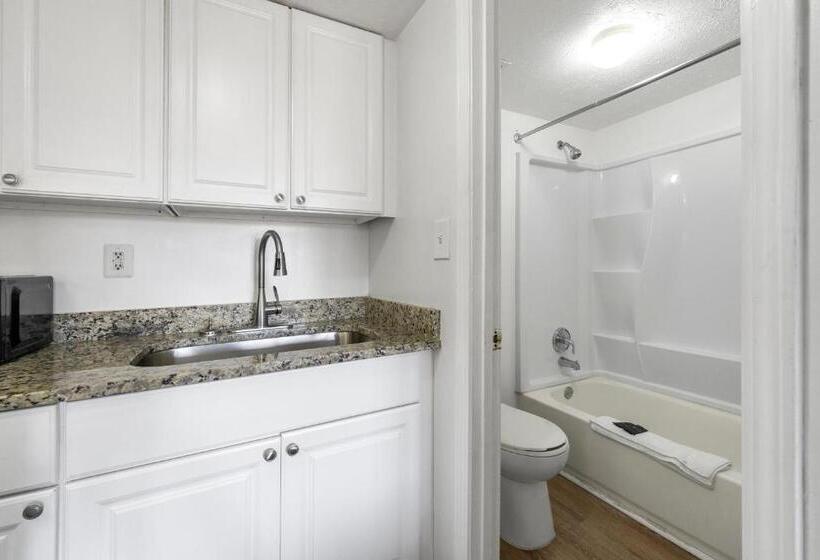 豪华房间, Budgetel Inn And Suites