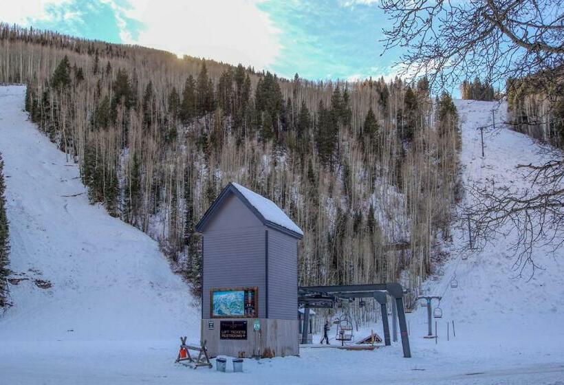 ２ベッドルームアパートメント, Double Diamond Ski In/ski Out Chalet