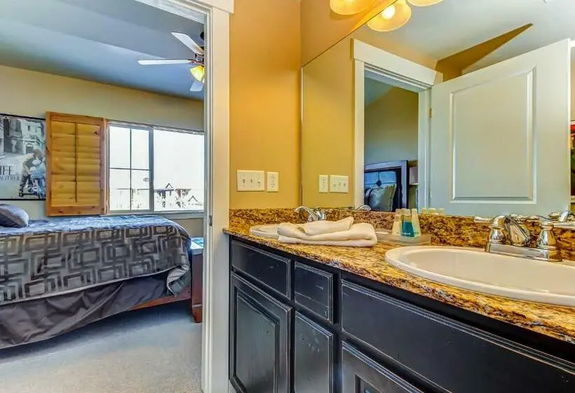 ３ベッドルームアパートメント, Bear Hollow Condo #4308