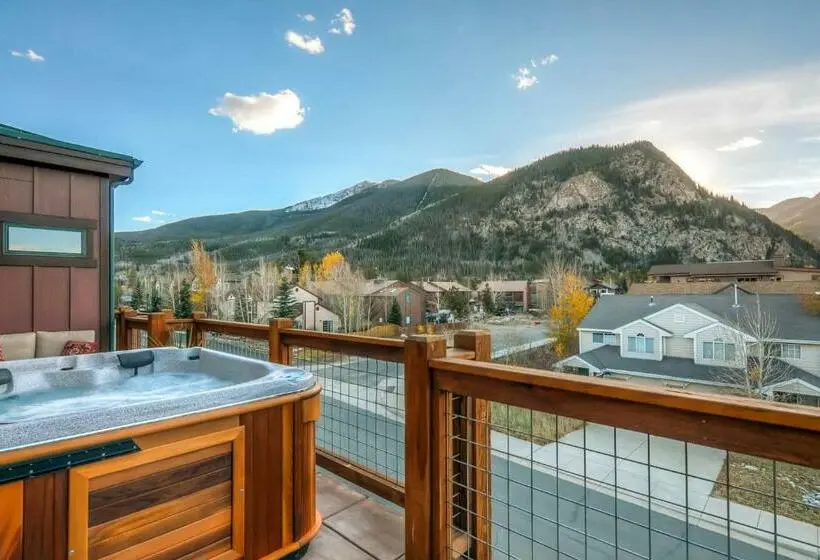 ３ベッドルームアパートメント, Bears Den Condo Unit 1