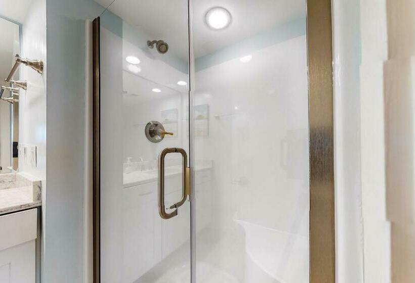 شقة 3 غرف, Nauti By Nature