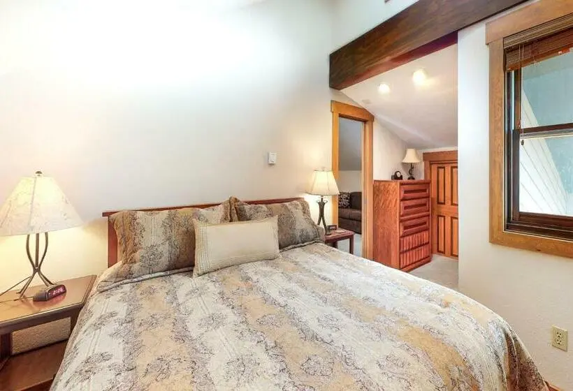 ３ベッドルームアパートメント, Mountain Dreams Condo