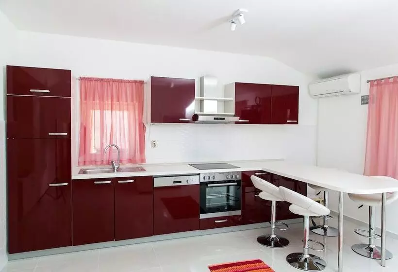 １ベッドルームアパートメント, Apartments Mare