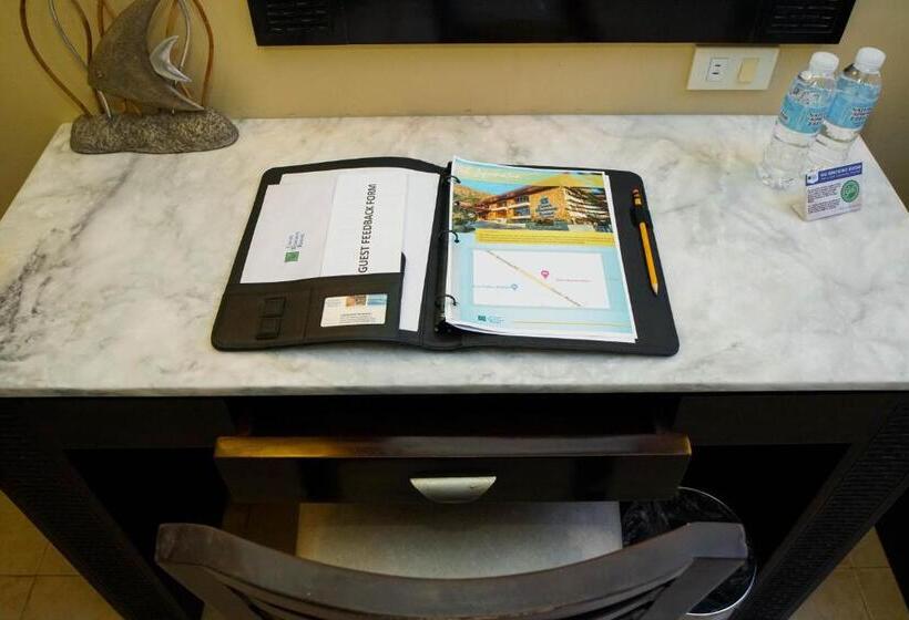 デラックスルーム, Coron Westown Resort