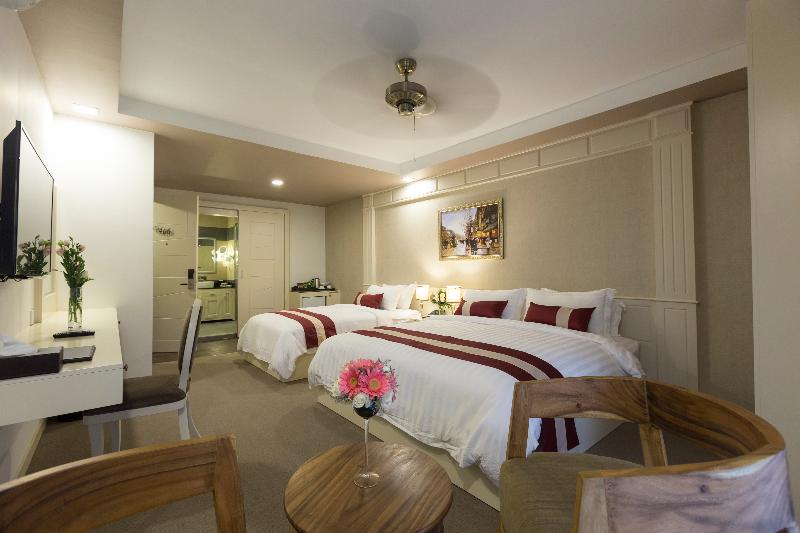 Семейный Номер, Anik Boutique