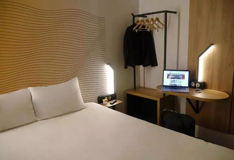 اتاق خانوادگی, B&b Hotel Lille Centre Grand Palais