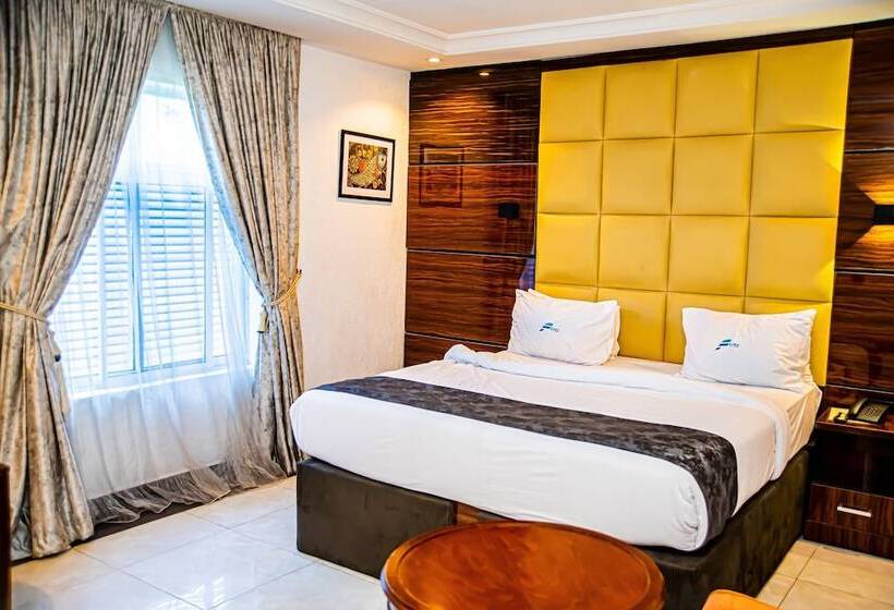 سوئیت پرزیدنت, Fritz Apartments And Suites