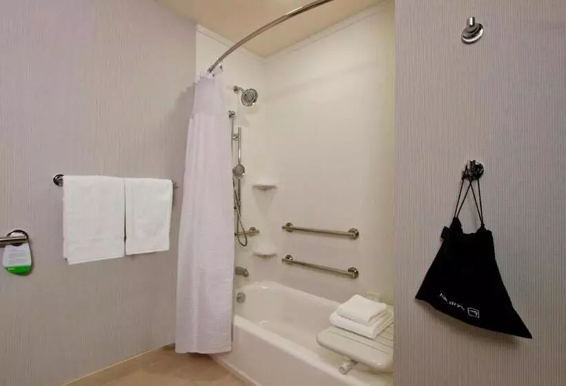 スタンダードルーム, Courtyard By Marriott Victoria