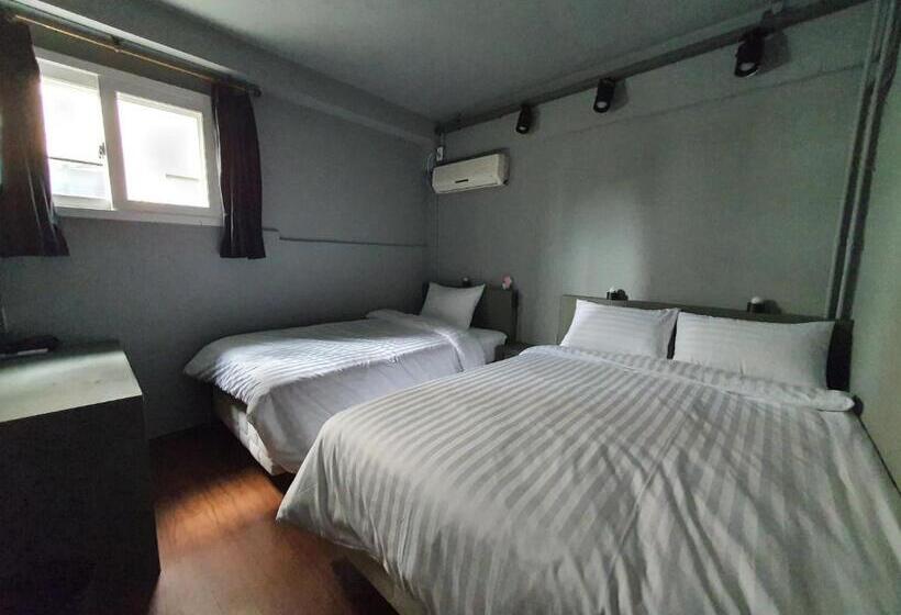 스탠다드 트리플 룸, Daljee Guesthouse