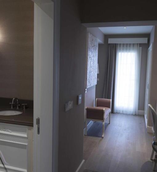 Номер Deluxe Кровать Кинг, Ena Boutique Hotel & Residences