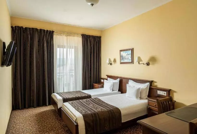 Standard Room, Leul De Aur