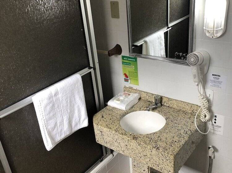 豪华三人间, Steinhausen