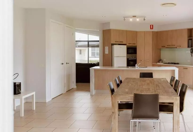 ３ベッドルームのデラックスビラ, Tindarra Resort
