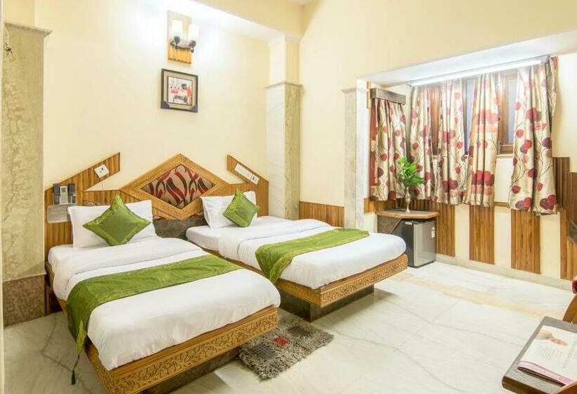 Номер Deluxe, The Natraj Yes Please New Delhi