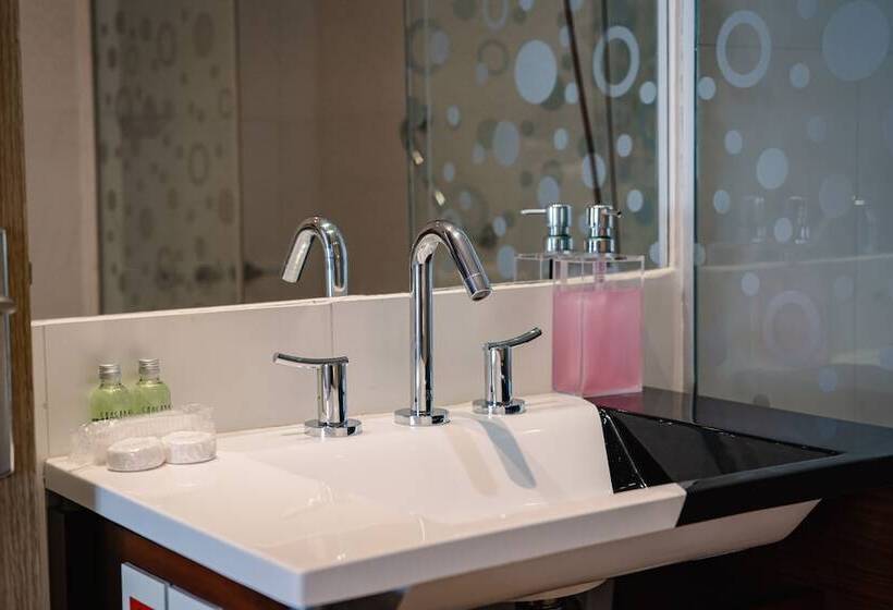 اتاق سوپریور با بالکن, Shoshana Hotel Boutique