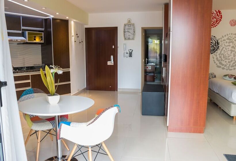 اتاق سوپریور با بالکن, Shoshana Hotel Boutique