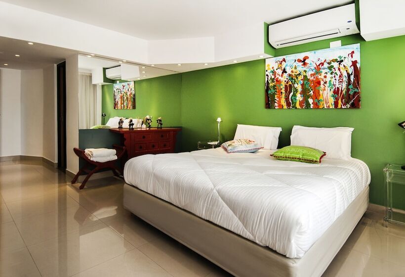 سوییت, Shoshana Hotel Boutique