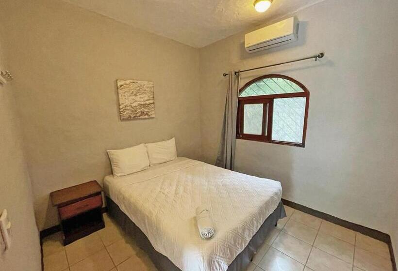 בקתה סטנדרטית, Surf Ranch Hotel & Resort