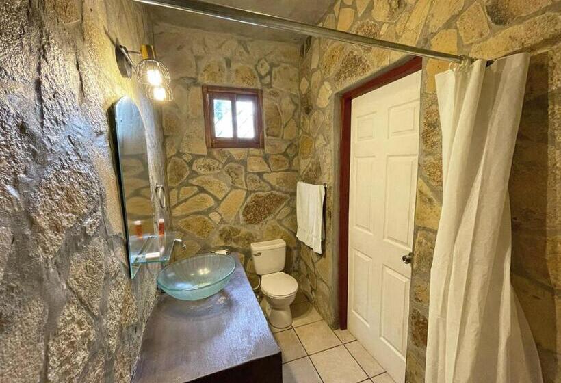 ویلای 1 خوابه با چشم‌انداز باغ, Surf Ranch Hotel & Resort