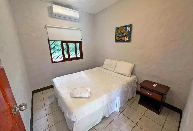 Villa 2 Makuuhuonetta, Surf Ranch Hotel & Resort