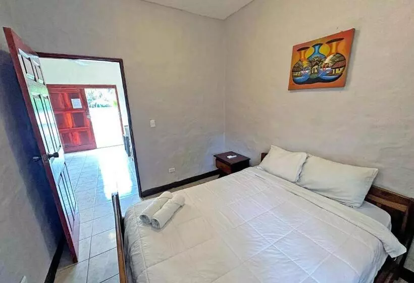 Villa 2 Makuuhuonetta, Surf Ranch Hotel & Resort