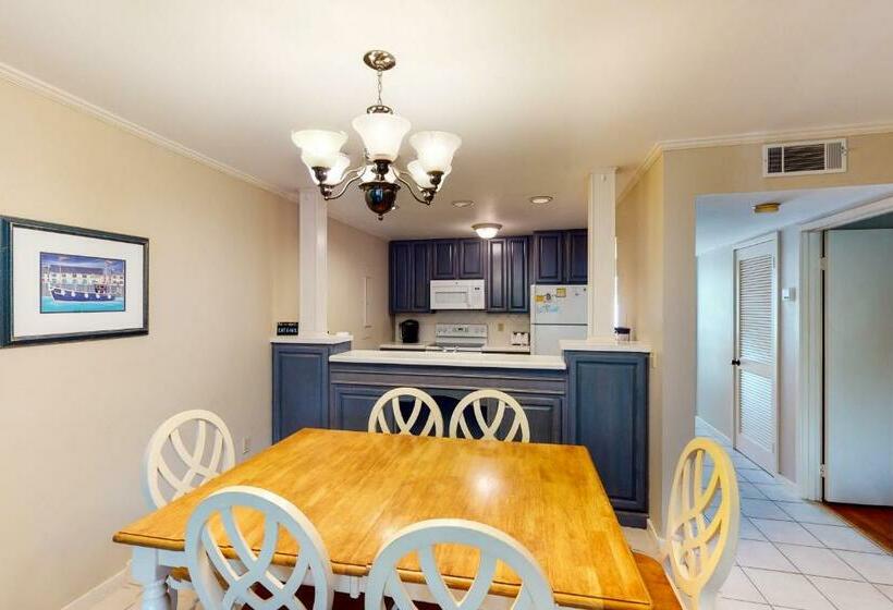 דירת שני חדרים, Moorings 0910