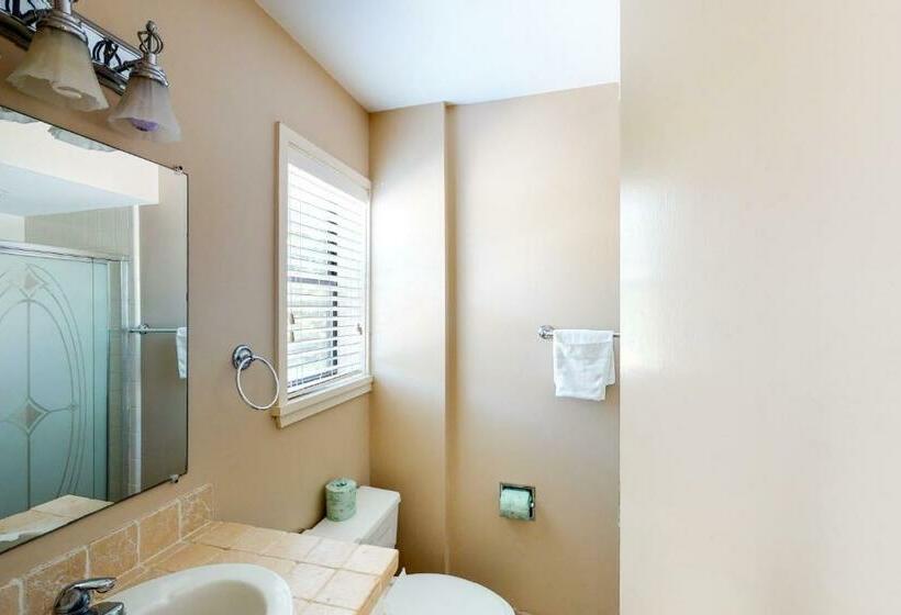 דירת שני חדרים, Moorings 0910