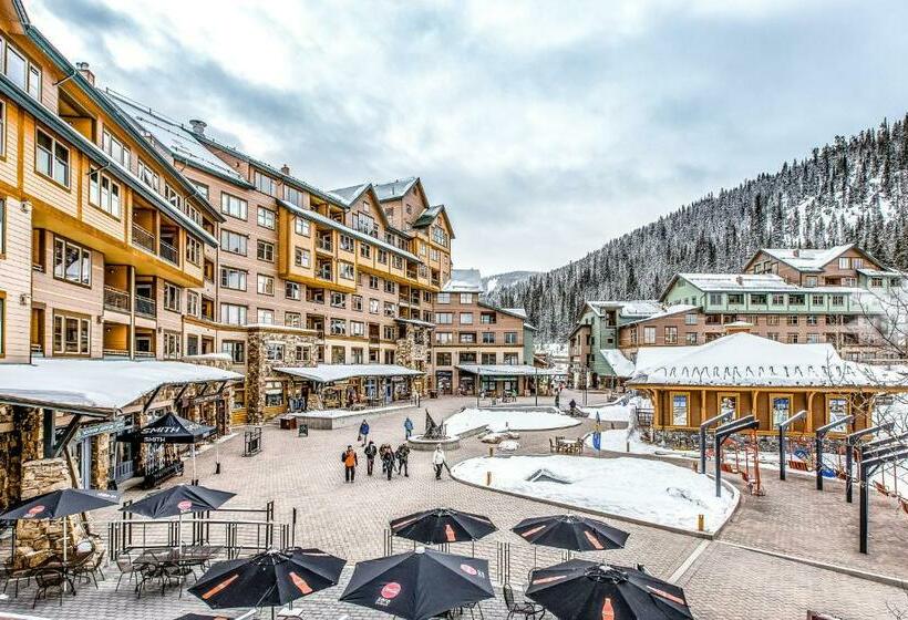 חדר סטודיו סטנדרד, Fraser Crossing 3404