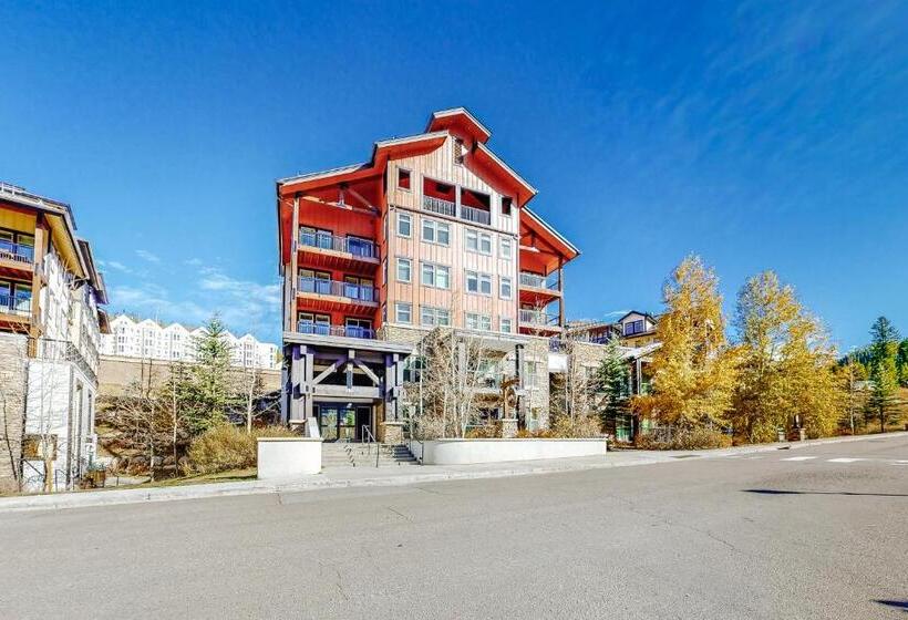 חדר סטודיו סטנדרד, Fraser Crossing 3404