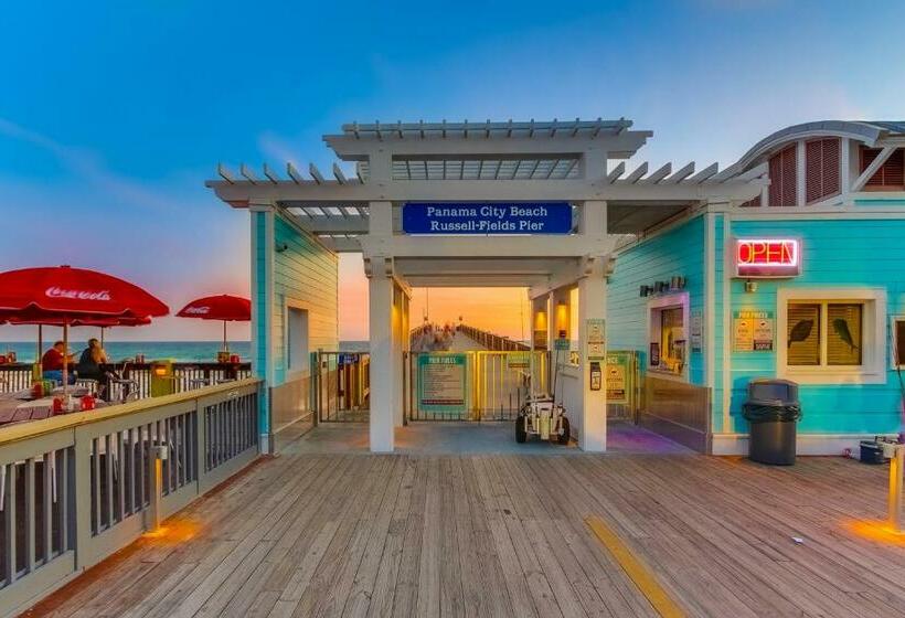 דירת חדר, Laketown Wharf 135