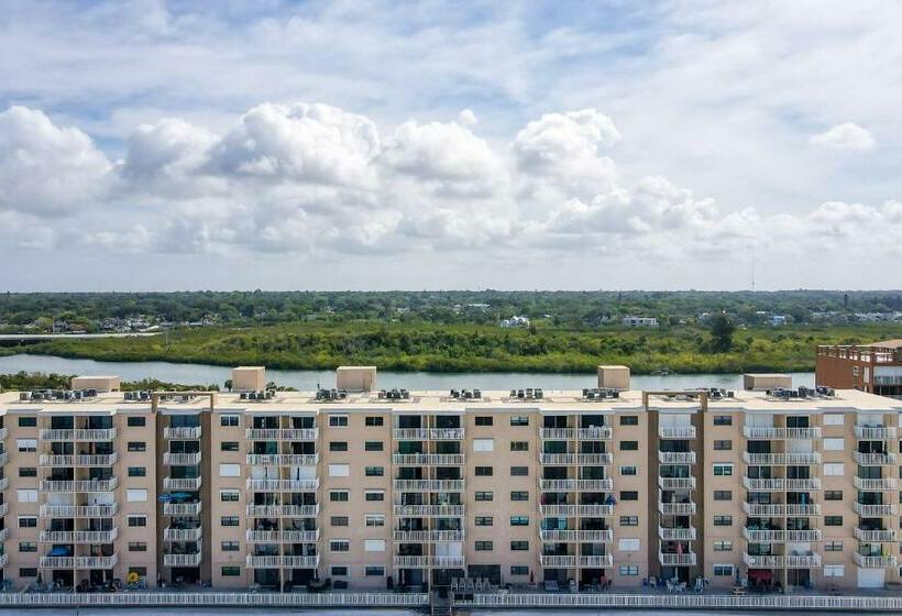 Huoneisto 1 Makuuhuone, Ocean Front Oasis