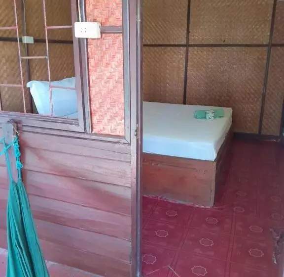ガーデンビューのスタンダードバンガロー, Sompong Sunset View Guest House