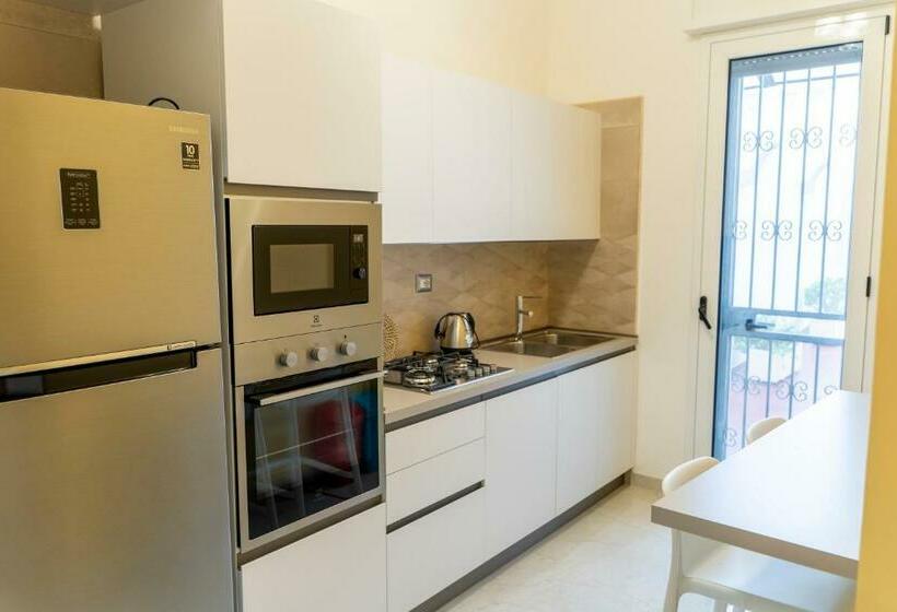 غرفة قياسية, A Casa Dei Miei