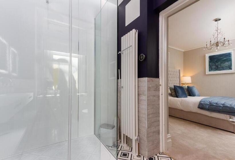 스탠다드 룸 킹사이즈 침대, Glencree