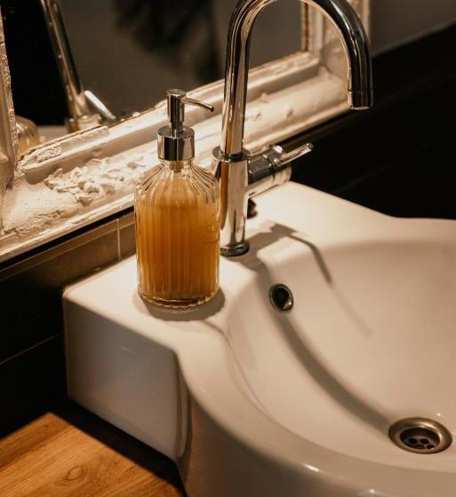 اتاق استاندارد, Bijblauw