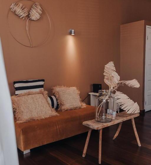 مجموعه ویستا شهر, Bijblauw