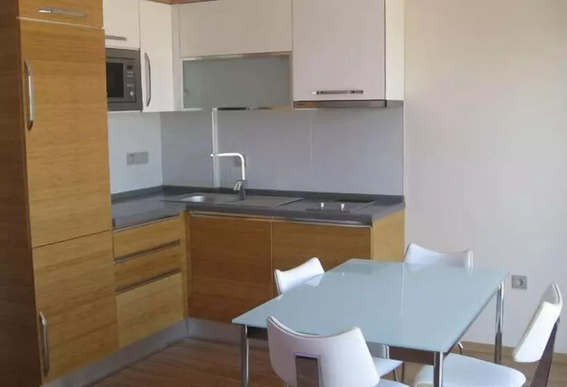 Sviitti 2 Makuuhuonetta, Boyalik Demirel Residence