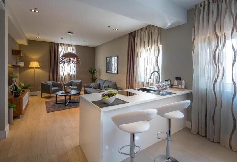 プレミアムスイート, Cornaro