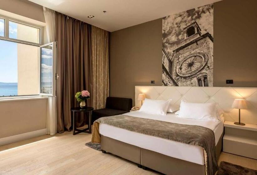 オーシャンビューデラックスルーム, Cornaro