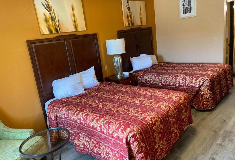 غرفه قياسيه سريرين مزدوجين, Deluxe Inn Hardeeville