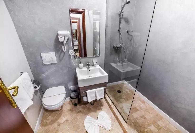 Deluxe-huone, Europeca