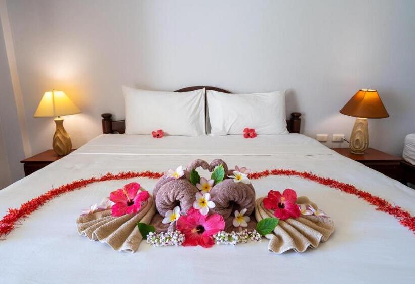 Superior bungalow with sea view, Gooddays Lanta Beach Resort Sha