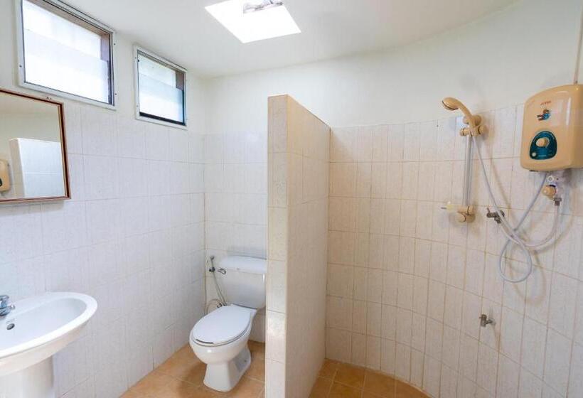 패밀리 방갈로, Gooddays Lanta Beach Resort Sha