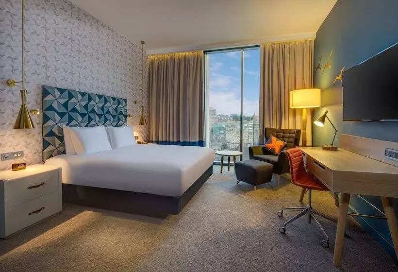 Standard-huone Parivuode, Hilton Bournemouth