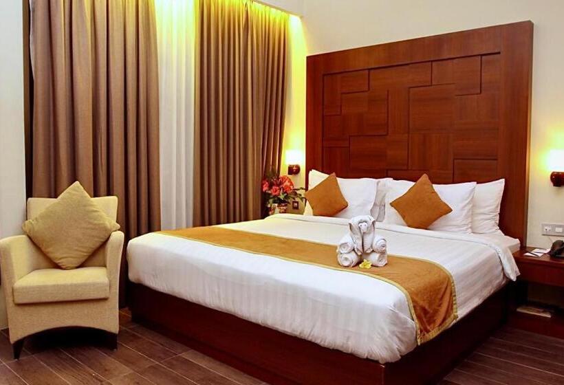 Полулюкс, Riss Hotel Malioboro