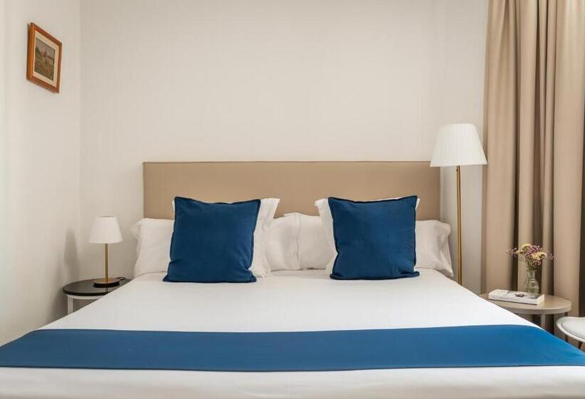 标准间, Medium Sitges 1883