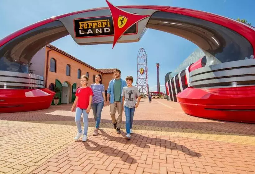 デラックスルーム, Mansion de Lucy  Includes Portaventura Park & Ferrari Land Tickets