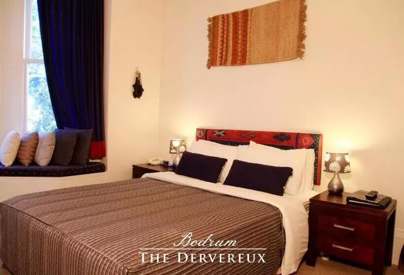 سوییت, The Devereux Boutique
